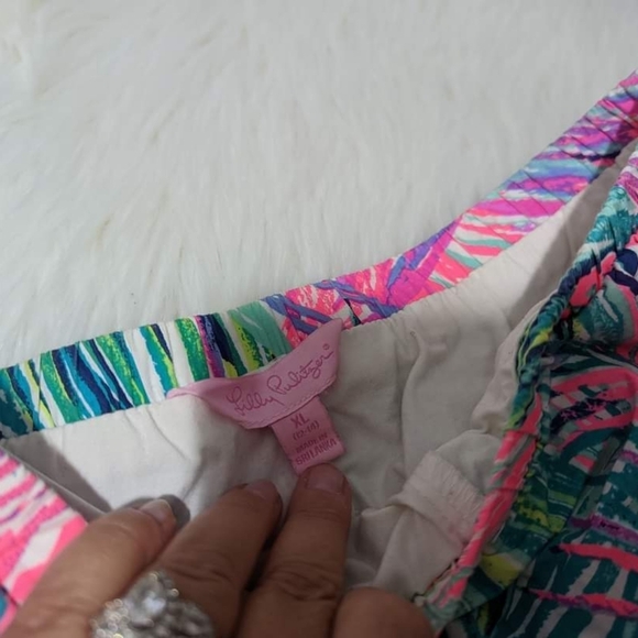Lilly Pulitzer skort 12/14 - Picture 3 of 3